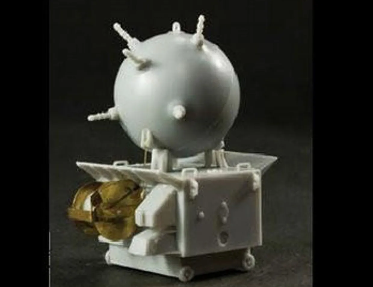 AFV Club 1/35 German EMC Type II Mines Set of 4