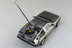 Aoshima 1/24 Back to the Future Part 1 DeLorean Time Machine