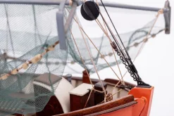 Billings Models 1/33 Krabbenkutter Cux 87 Wooden Boat Kit