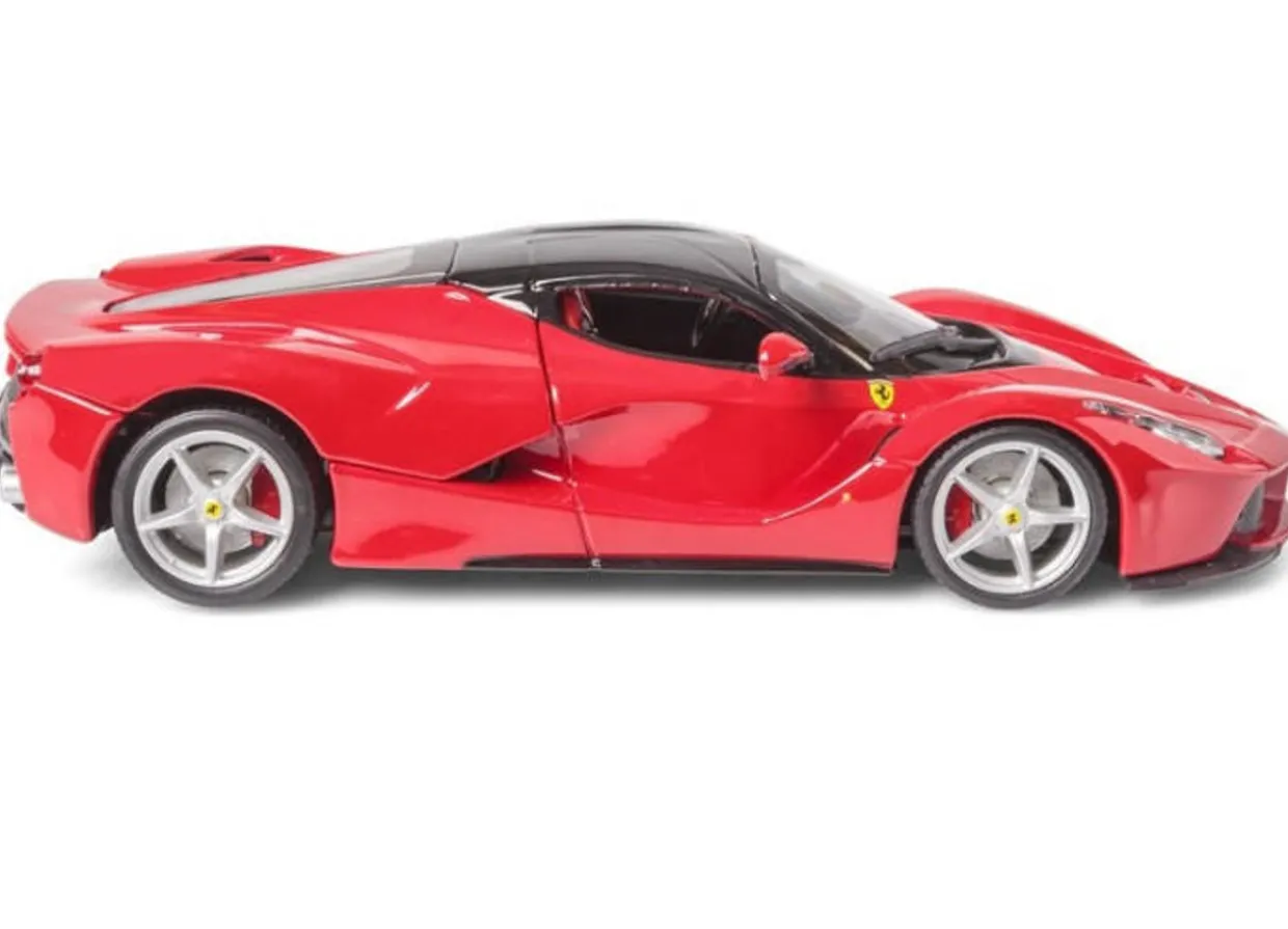 Burago 1/24 La Ferrari Diecast Model