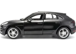 Burago 1/24 Porsche Macan Black Diecast Model