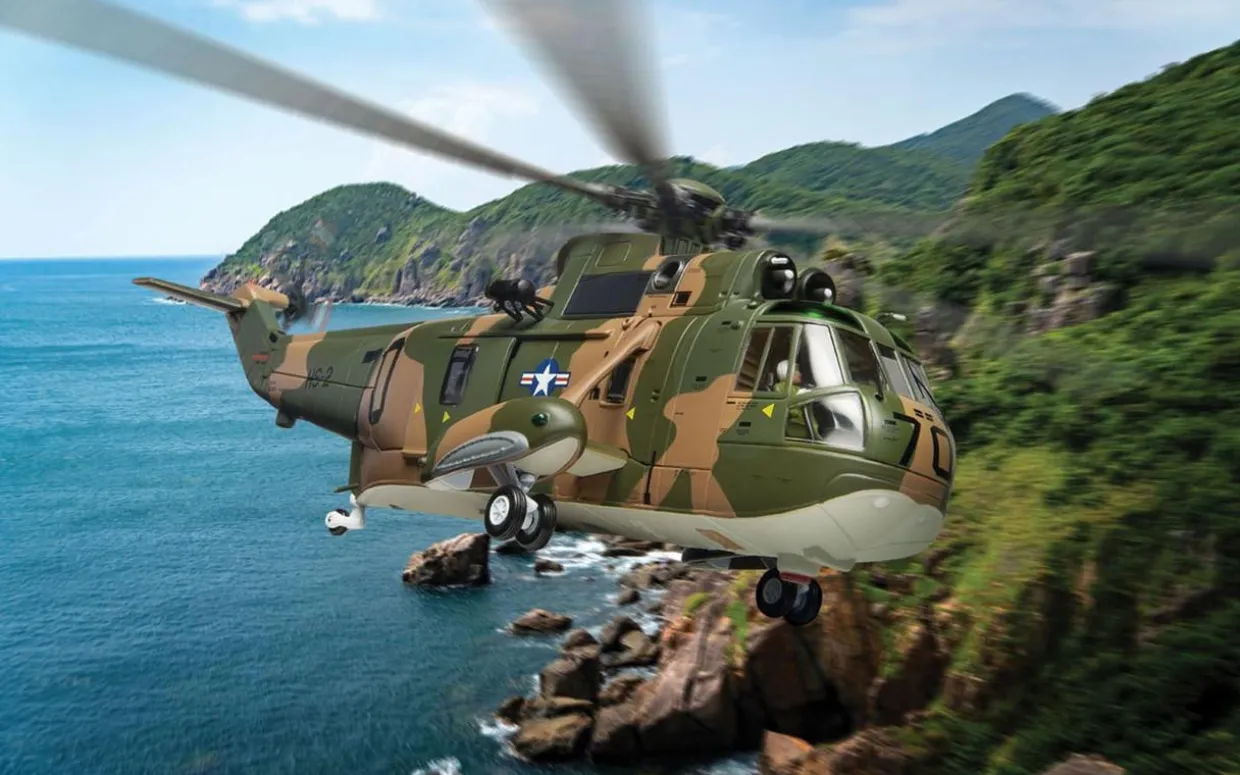 Corgi 1/72 Sikorsky SH-3A Sea King - HS-2 Golden Falcons - USS Hornet