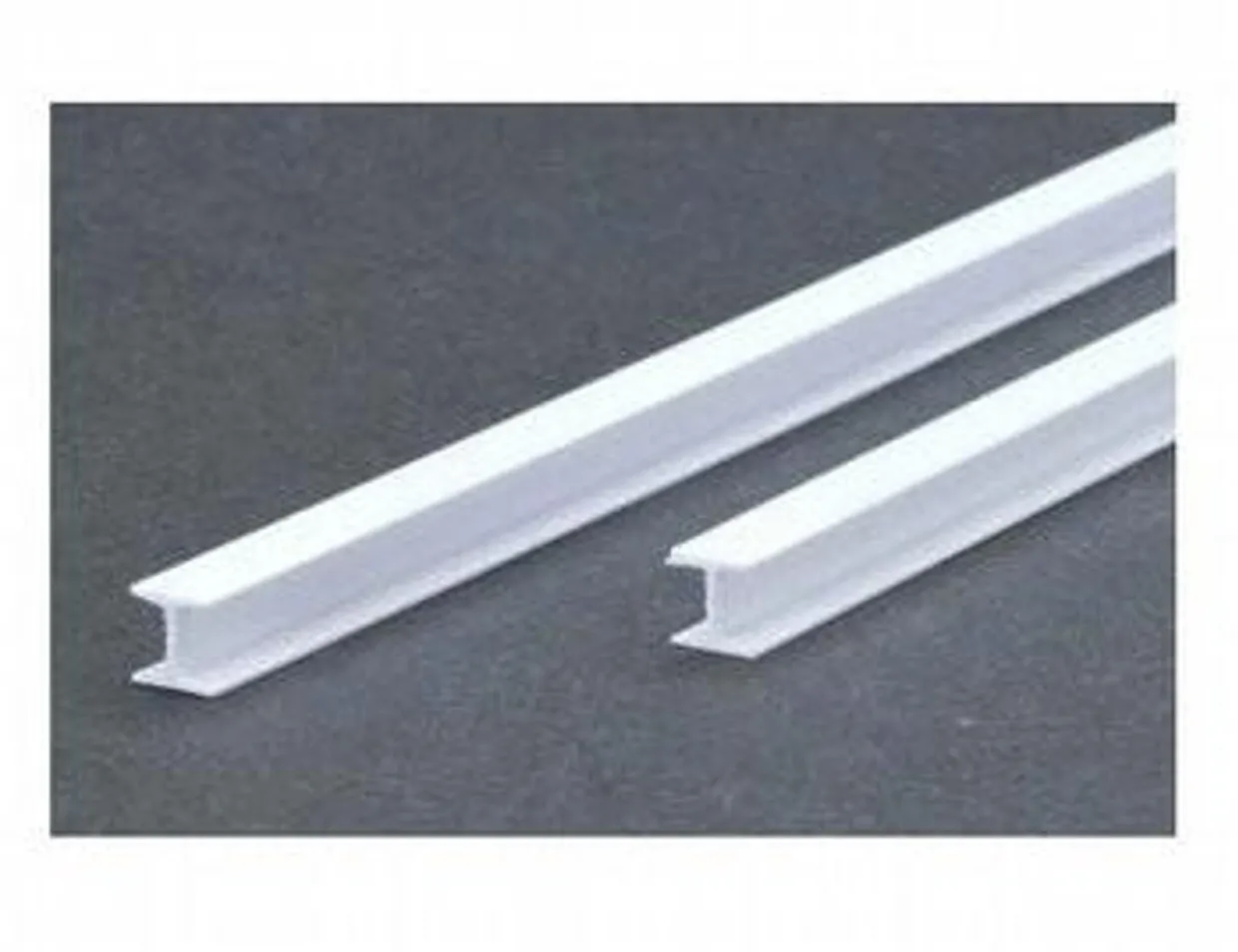 Evergreen Plastic H Column 0.188