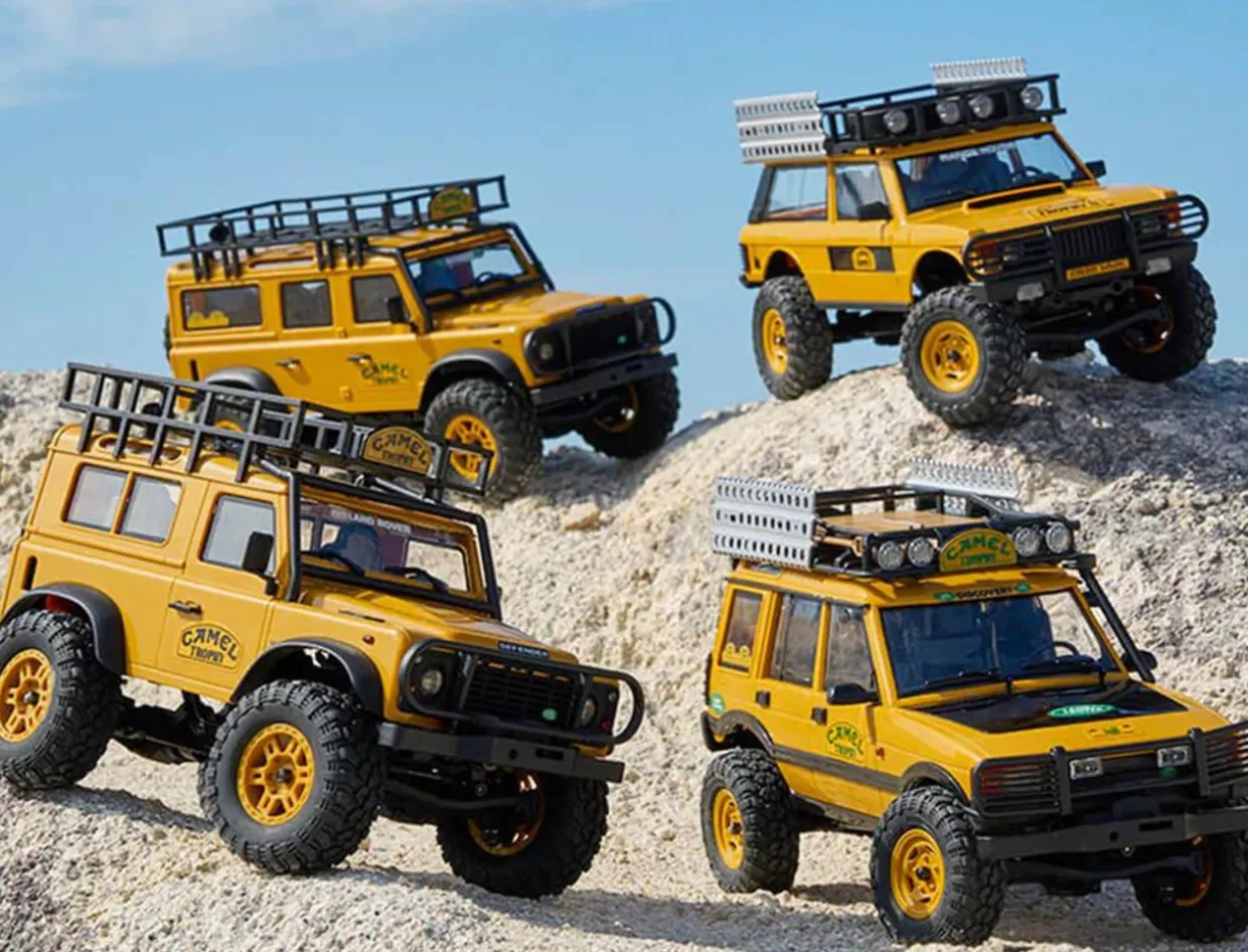 FMS 1/24 Land Rover Defender D90 RTR Yellow Off-Road Vehicle