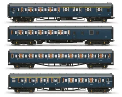 Hornby Railways BR Class 423 - 7712 4-VEP - 4 Car Train Pack