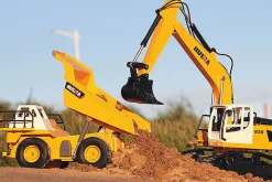 HuiNa RC 1/24 2.4G 6CH Dump Truck RTR