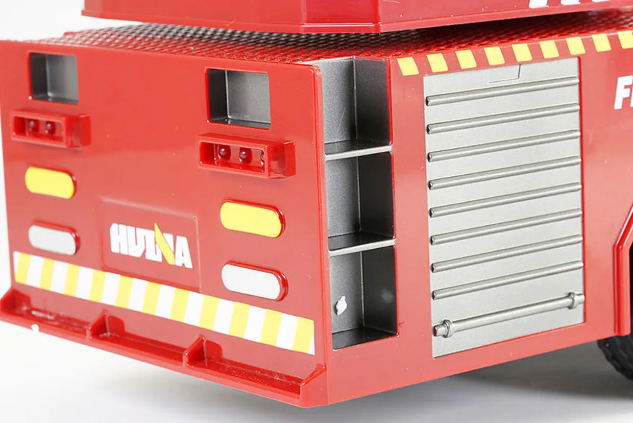 HuiNa RC 1/14 2.4G 22CH Fire Truck With Ladder And Hose RTR