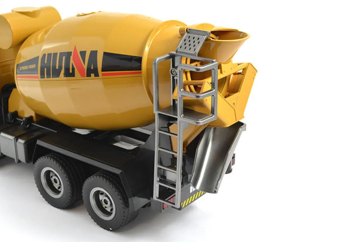 HuiNa RC 1/14 2.4G Mixer Truck RTR