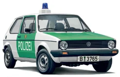 Italeri 1/24 Volkswagen Golf Polizei Model Kit