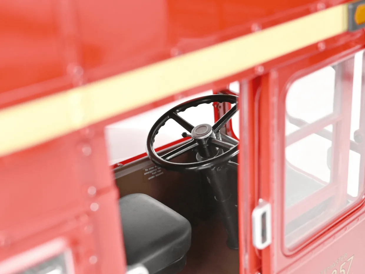 IXO 1/12 AEC Routemaster Bus 1961 Diecast Model Kit