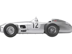 IXO 1/8 Mercedes-Benz W196R Stirling Moss Diecast Model Kit