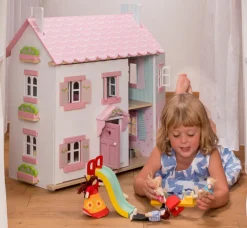 Le Toy Van Sophies Wooden Dolls House