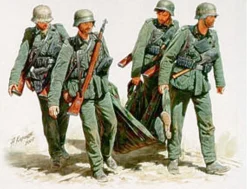 Master Box 1/35 German Infantry Casualty Evacuation 1942