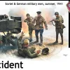 Master Box 1/35 WWII Accident - Soviet & German Military Men Summer 1941