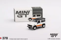 Mini GT 1/64 Land Rover Defender 90 Wagon White (RHD)