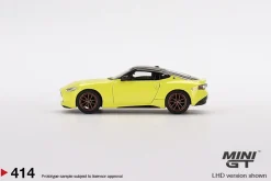 Mini GT 1/64 Nissan Fairlady Z Proto Spec 2023 Ikazuchi Yellow