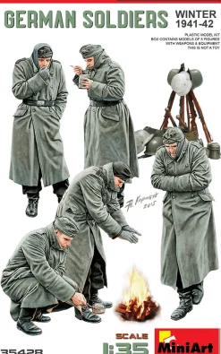 MiniArt 1/35 German Soldiers Winter 1941-1942