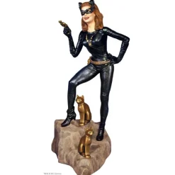 Moebius Models 1/8 1966 Catwoman Model Figure
