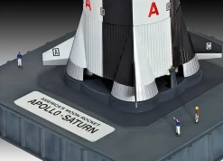 Revell 1/144 Apollo Saturn V Rocket