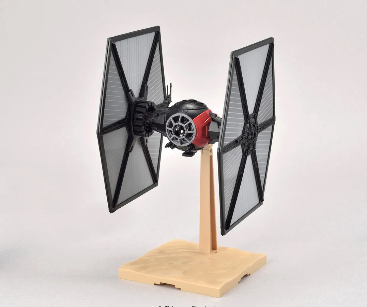 Revell 1/72 Ban-Dai First Order Special Forces TIE Fighter