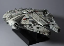 Revell 1/72 Ban-Dai Star Wars Perfect Grade Millennium Falcon