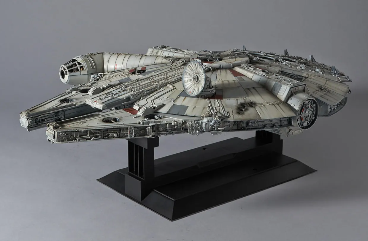 Revell 1/72 Ban-Dai Star Wars Perfect Grade Millennium Falcon