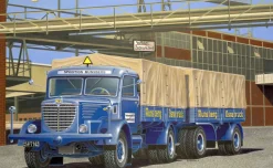 Revell 1/24 Bussing 8000 S13 with Trailer Platinum Edition Model Kit