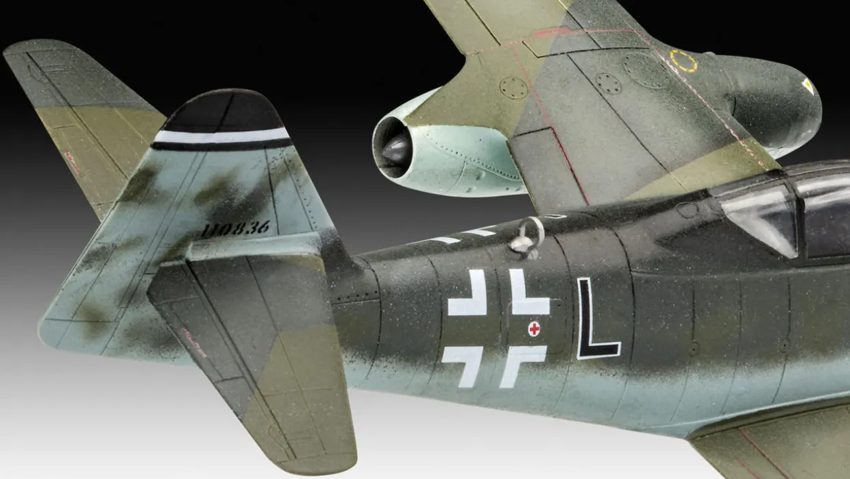 Revell 1/72 Combat Set - Messerschmitt Me 262 & North American P-51B Mustang