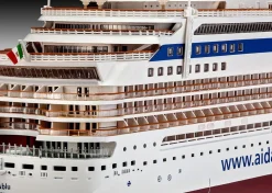 Revell 1/400 Cruise Ship AIDA
