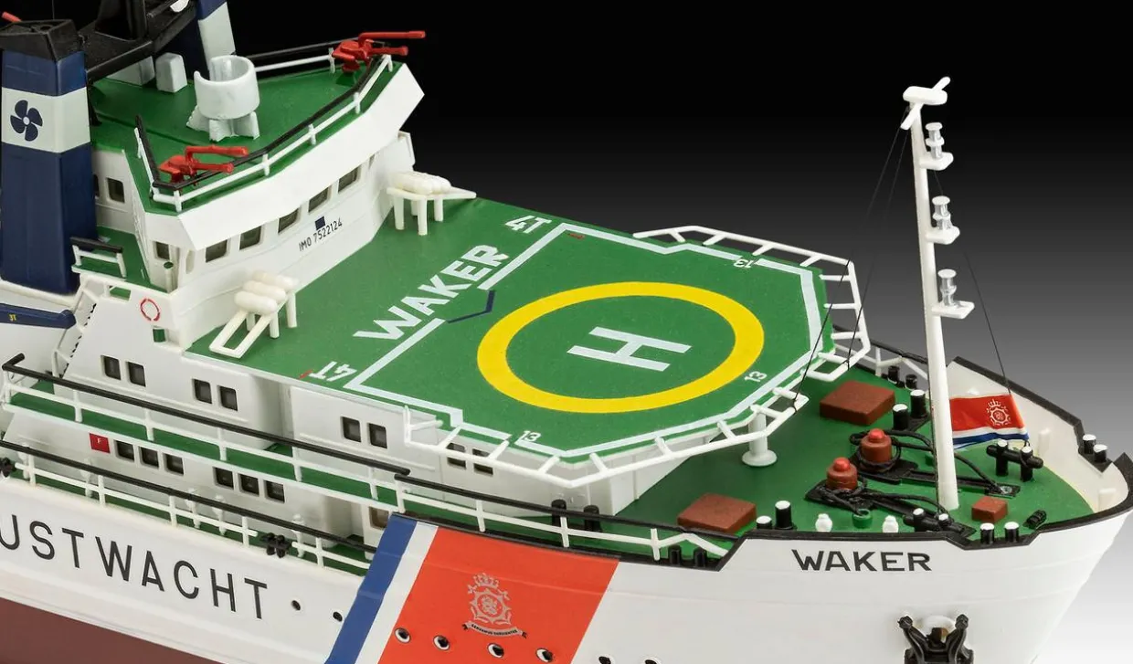 Revell 1/200 ETV Waker Tug Boat