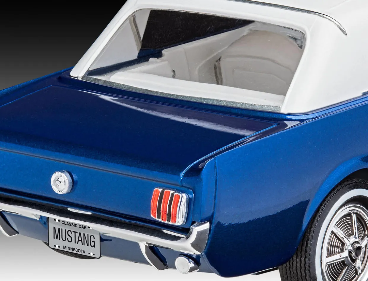 Revell 1/24 Ford Mustang 60th Anniversary Gift Set