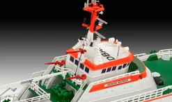 Revell 1/200 Hermann Marwede Search and Rescue Vessel