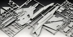 Revell 1/72 McDonnell Douglas F-4J Phantom US Navy