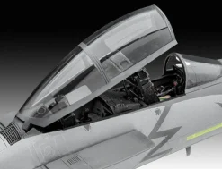 Revell 1/72 McDonnell Douglas F-15E Strike Eagle