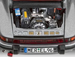 Revell 1/24 Porsche 911 Carrera 3.2 Coupe