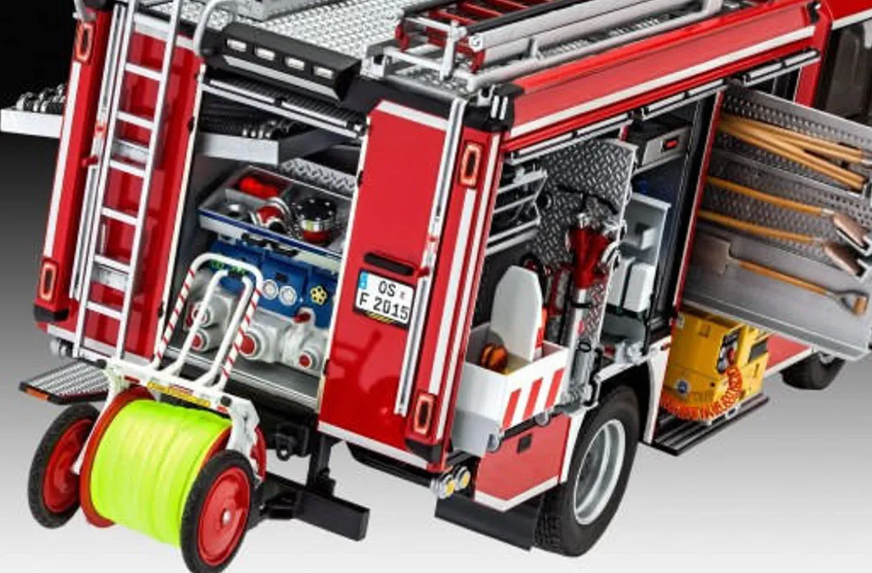Revell 1/24 Schlingmann HLF 20 FireTruck