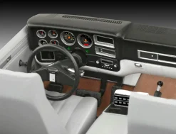 Revell 1/24 Stranger Things Chevy Blazer K5 Jim Hopper