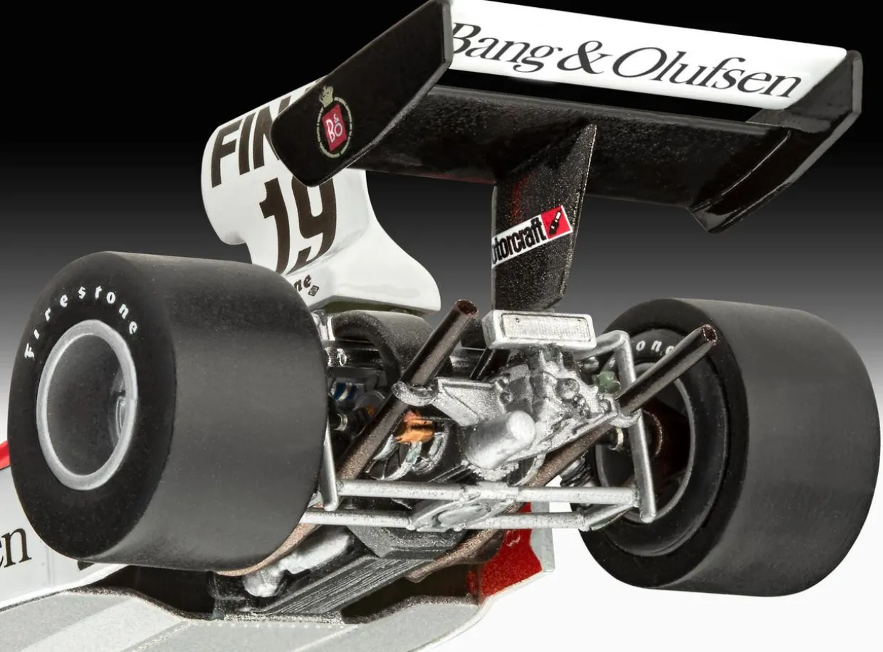 Revell 1/32 Surtees TS16/03