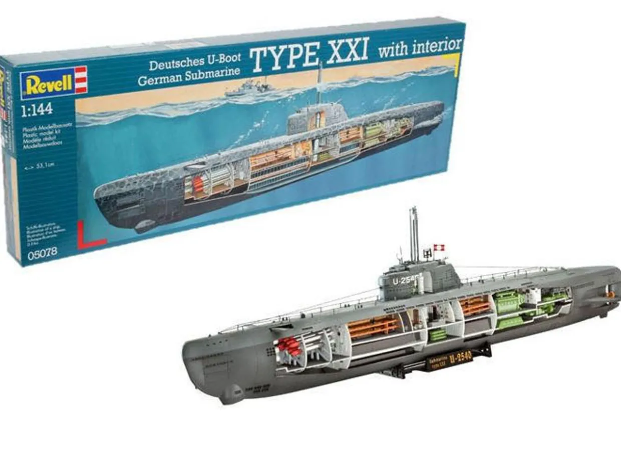 Revell 1/144 U-Boat Type XXI with Interior Detail