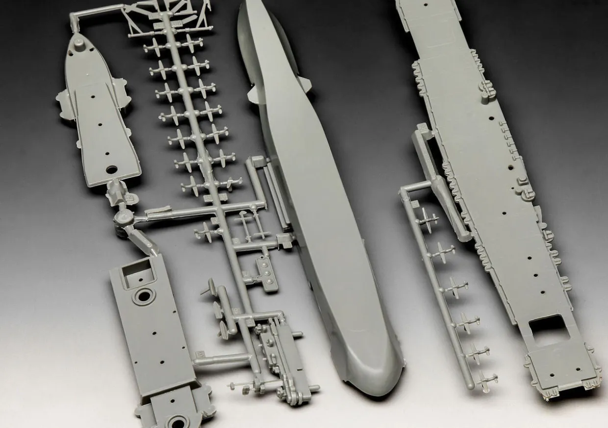 Revell 1/1200 USS Enterprise CV6