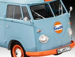 Revell 1/24 Volkswagen T1 Panel Van Gulf Livery Starter Set