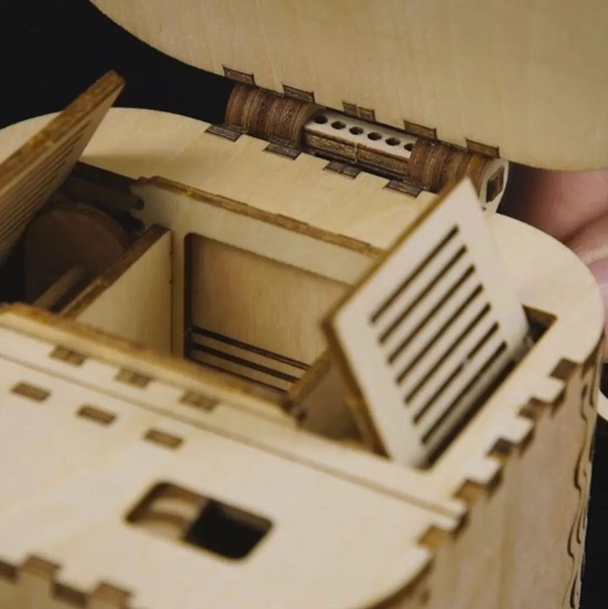 Rokr Treasure Box 3D Wooden Kit