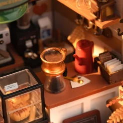 Rolife Cafe Wooden Diorama Kit