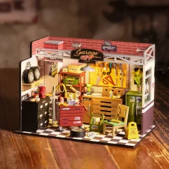 Rolife Garage Workshop Wooden Diorama Kit