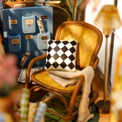 Rolife Holiday Garden House 3D Creative Bookend