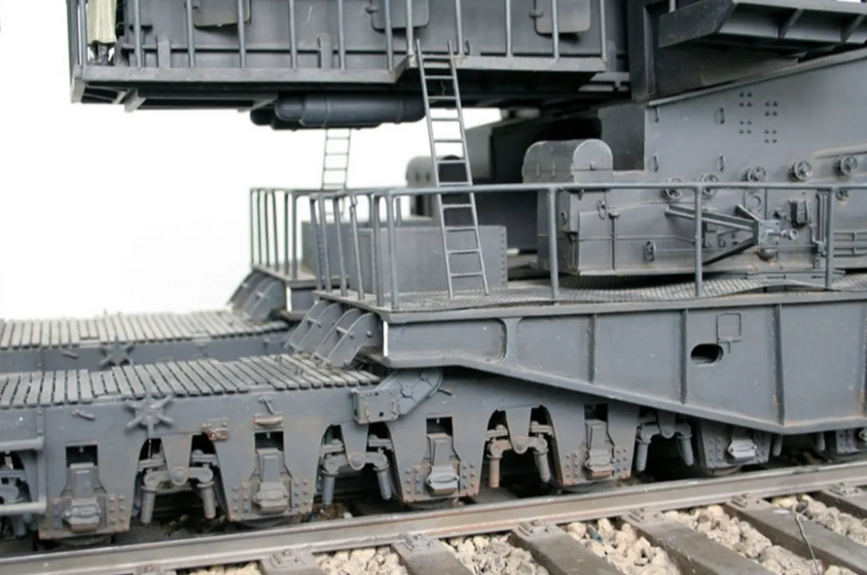 Soar Art Workshop 1/35 80cm Dora Heavy Railway Gun