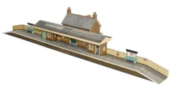 Superquick 1/76 Station Platform (Red Brick) Card Building Kit