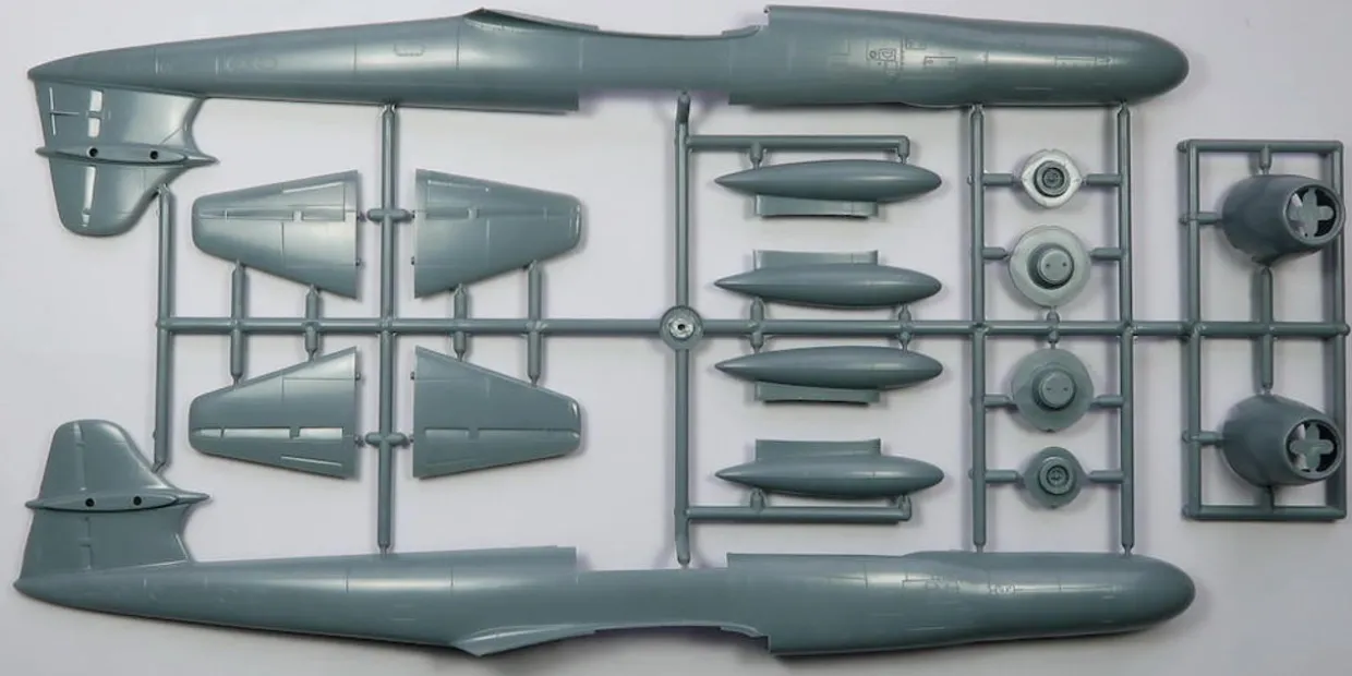 Sword 1/48 Gloster Meteor NF.14 Model Kit