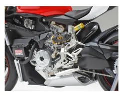 Tamiya 1/12 Ducati 1199 Panigale Tricolor model Kit
