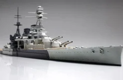 Tamiya 1/700 HMS Repulse Model Kit